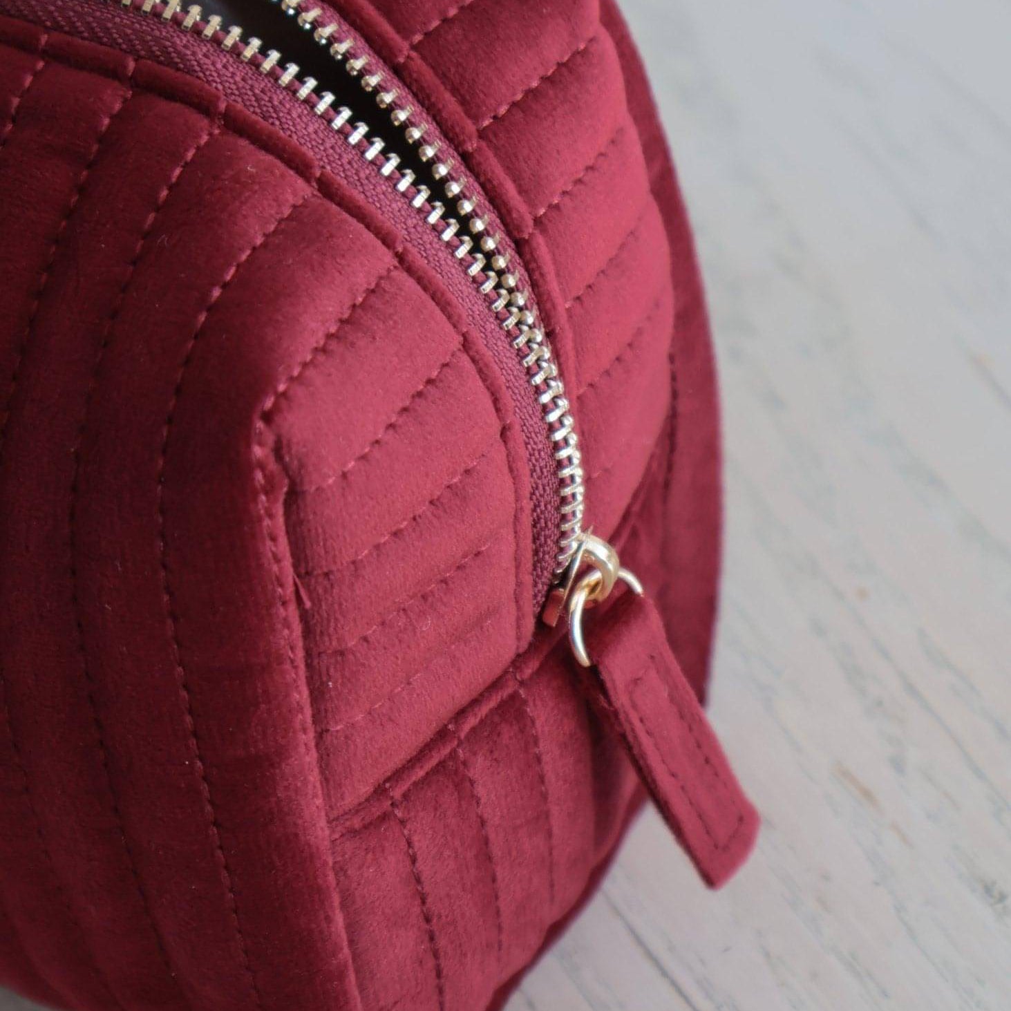 Bolsa Cosmetiquera Velvet - Lu Cosmetics