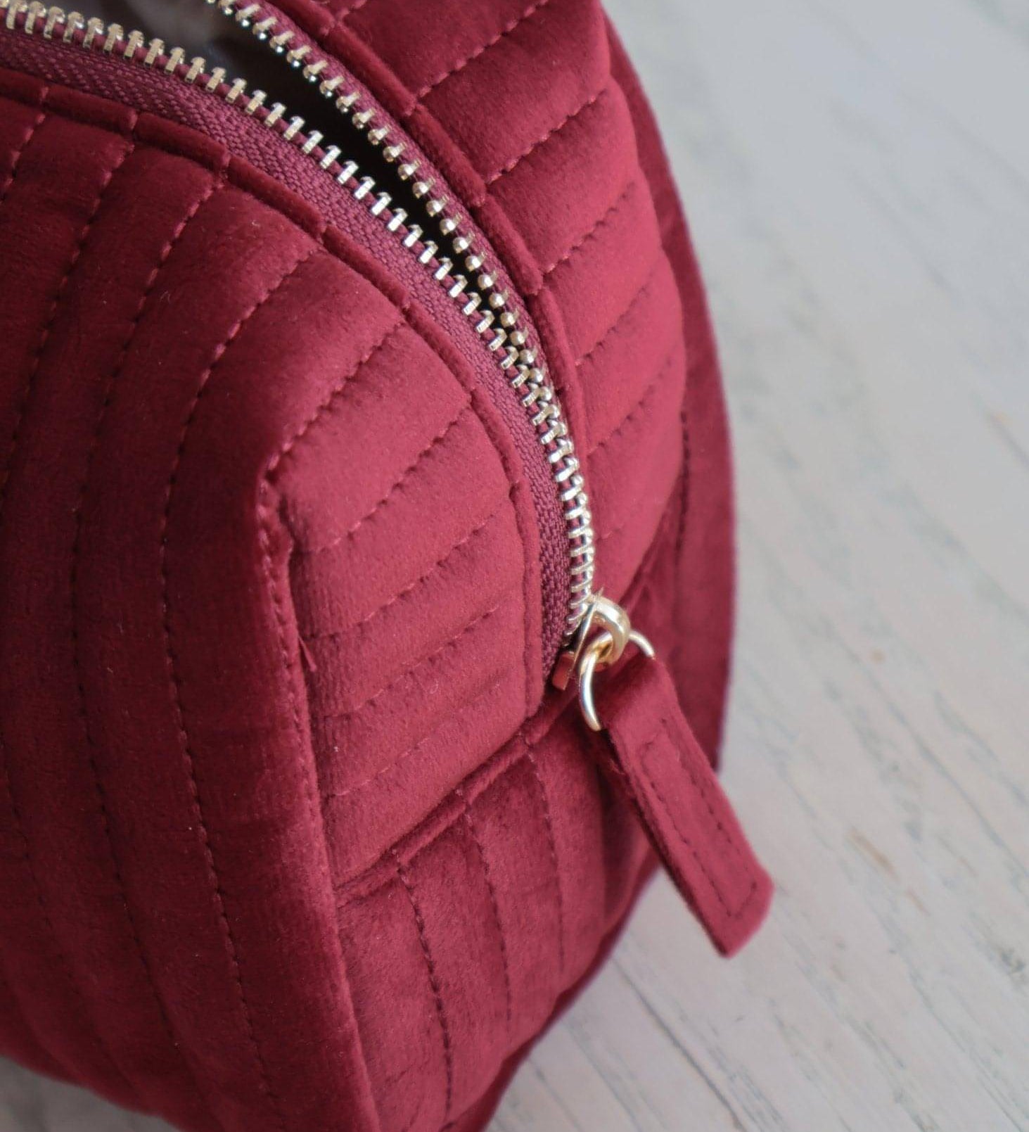 Bolsa Cosmetiquera Velvet - Lu Cosmetics