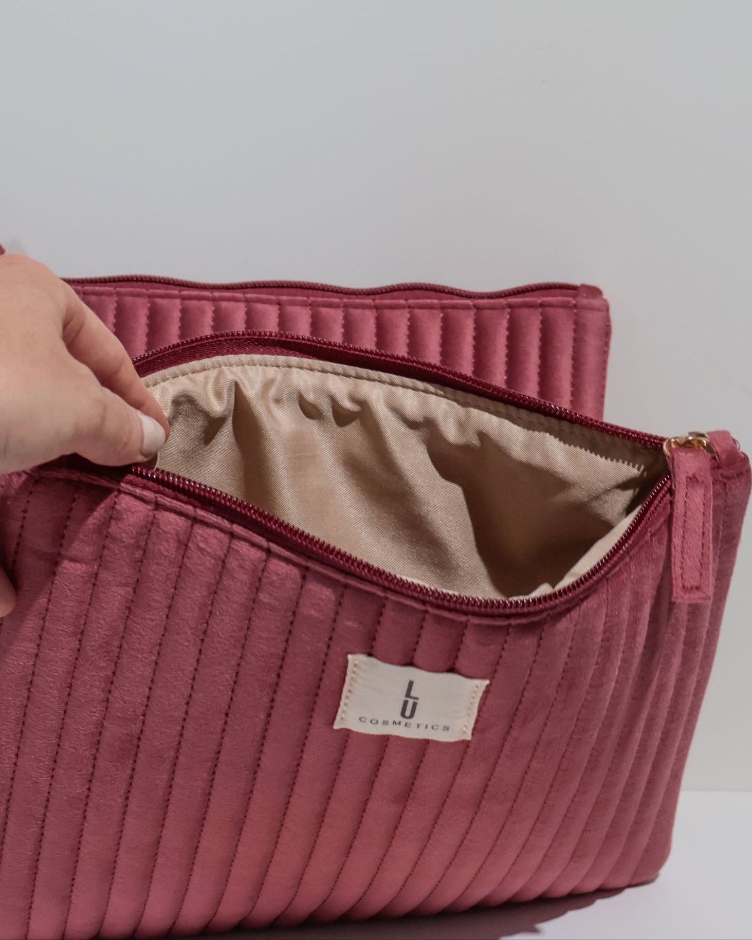 Bolsa Cosmetiquera Velvet Rosé - Lu Cosmetics