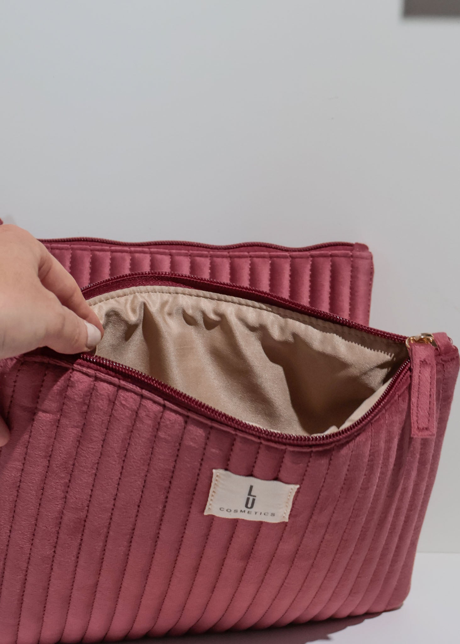 Bolsa Cosmetiquera Velvet Rosé - Lu Cosmetics