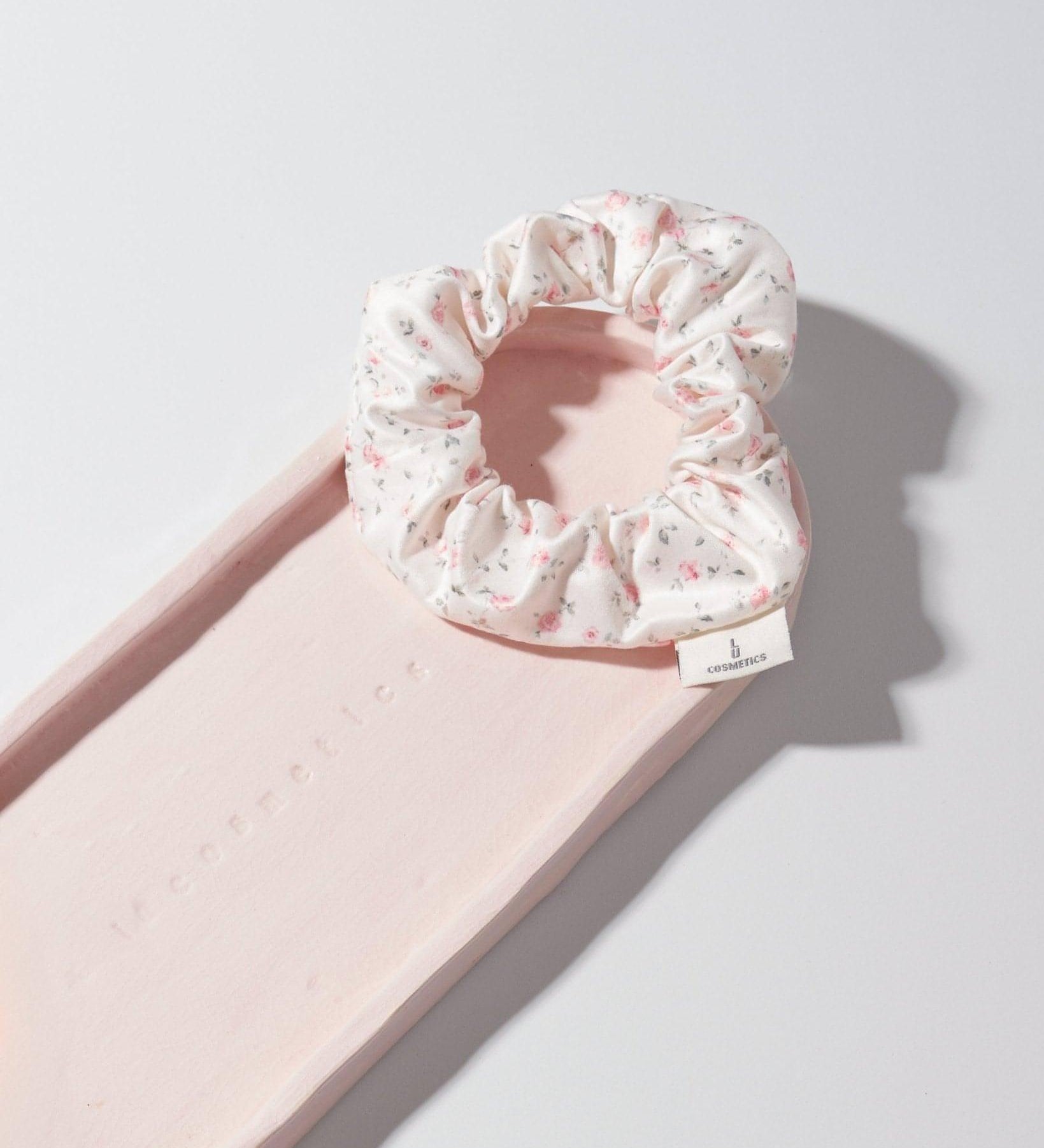 Flower Hair Scrunchie - Lu Cosmetics
