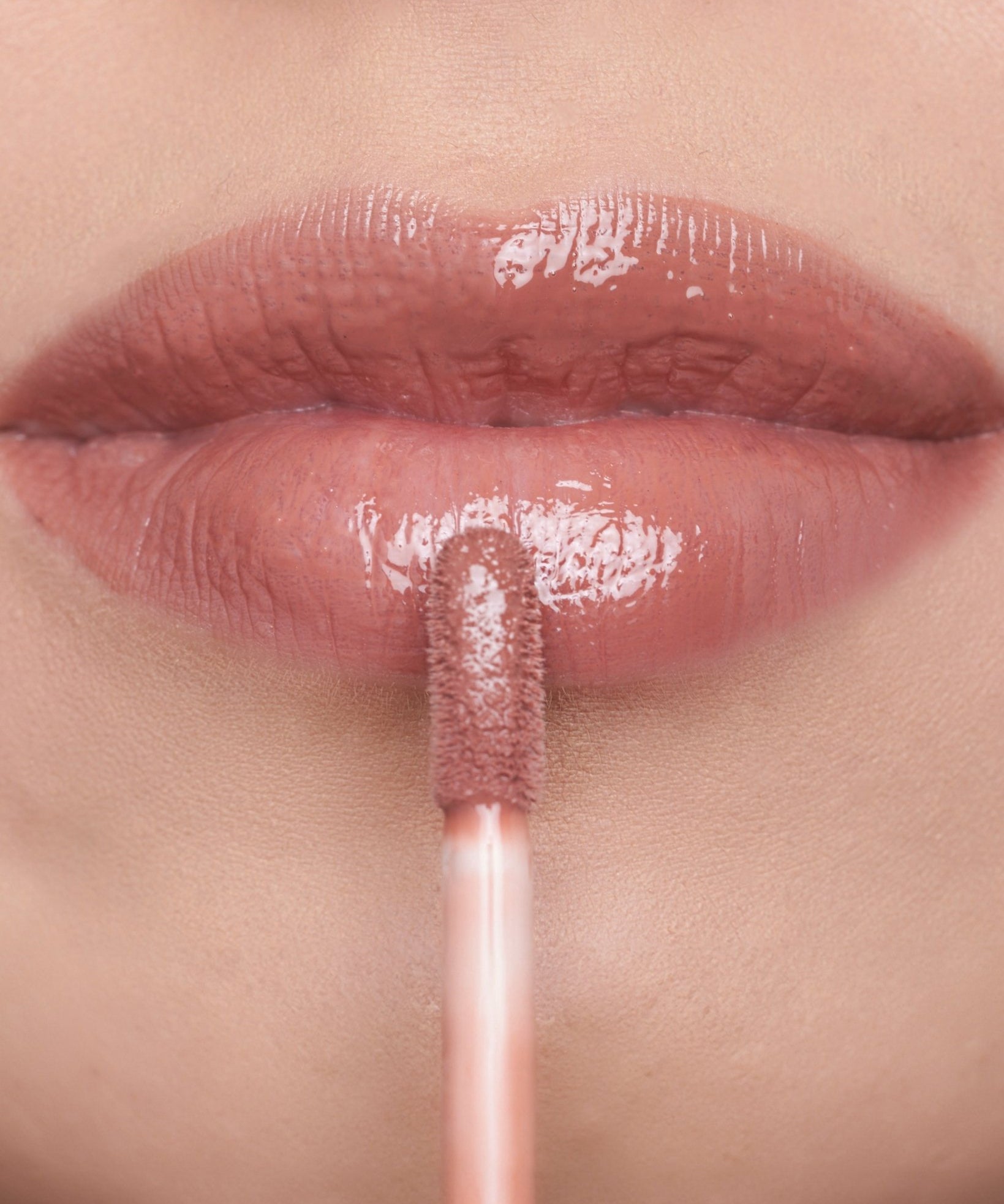 Glossy Color Lipgloss - Lu Cosmetics