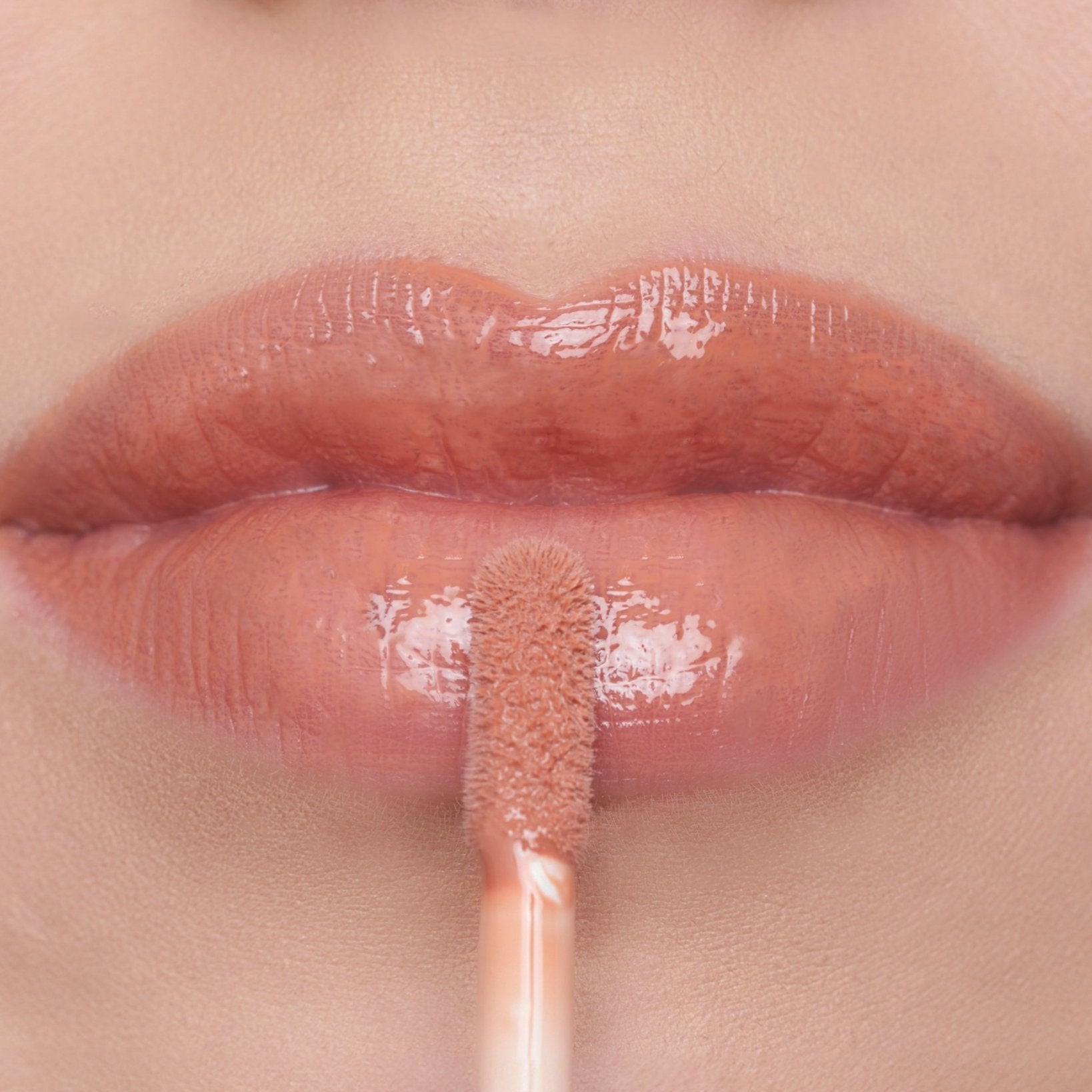 Glossy Color Lipgloss - Lu Cosmetics