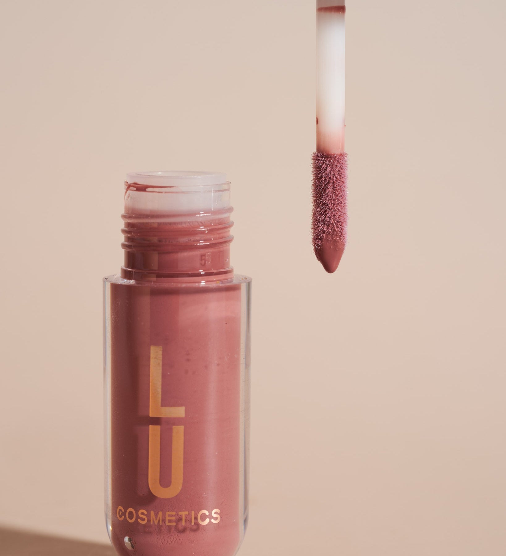 Silky Creme Lipgloss - Lu Cosmetics