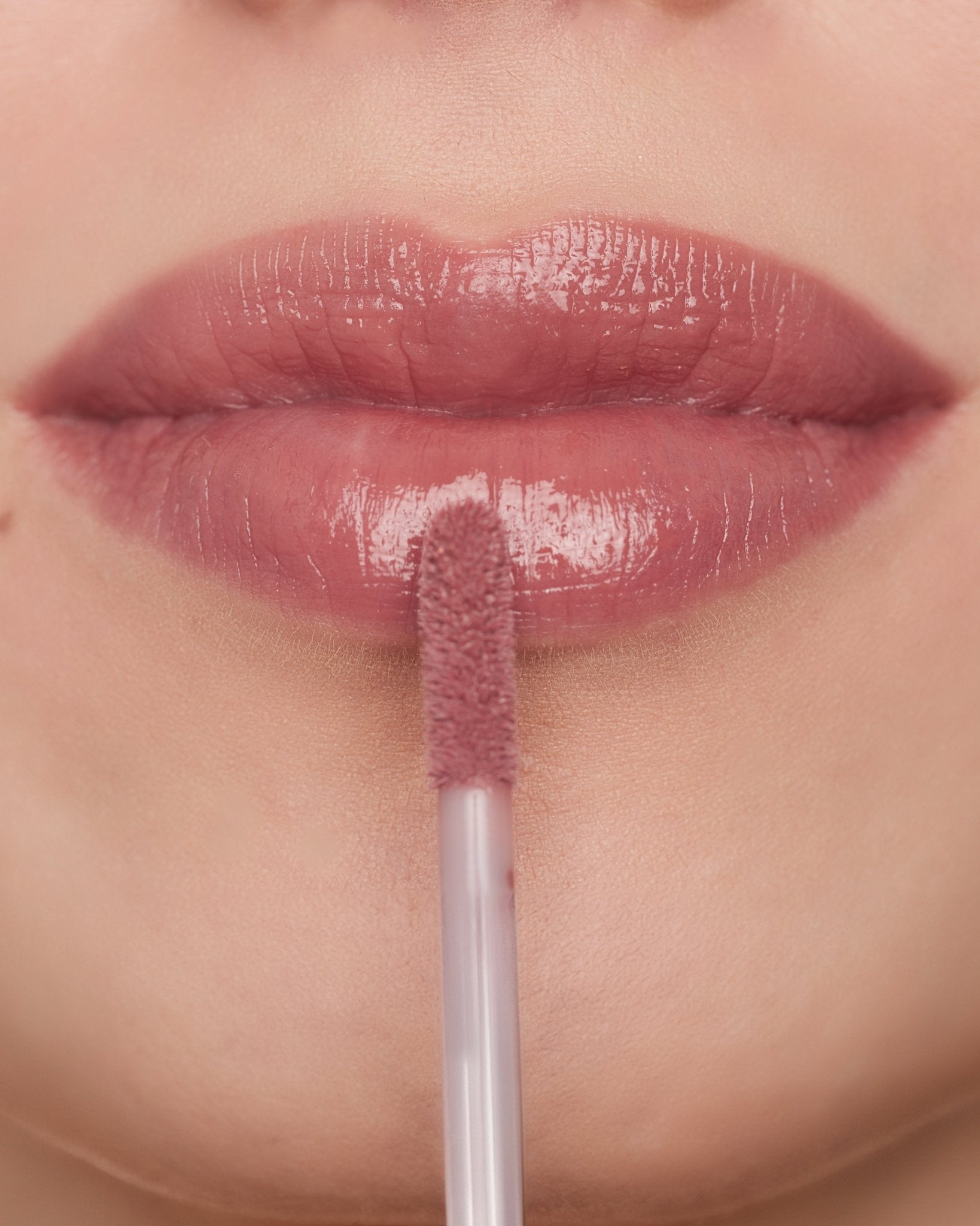 Silky Creme Lipgloss - Lu Cosmetics